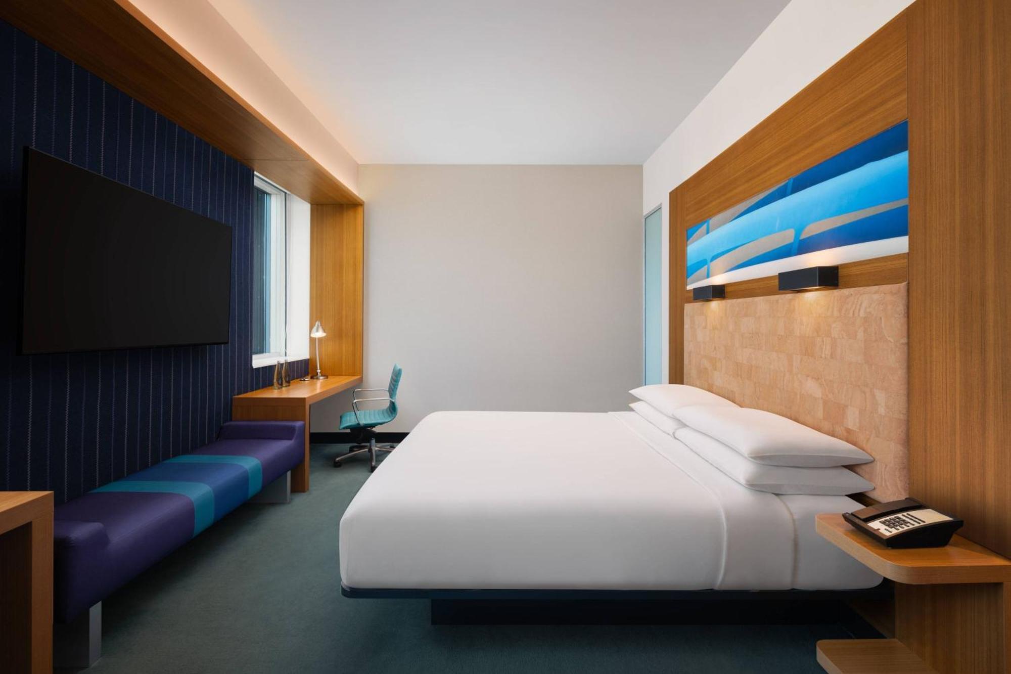 Aloft Bengaluru Outer Ring Road Hotell Exteriör bild