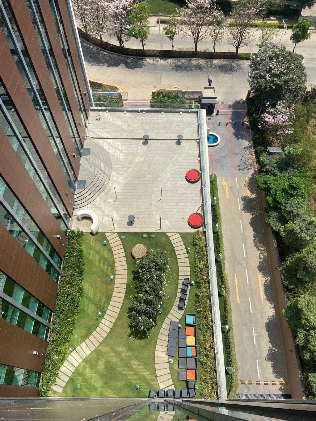 Aloft Bengaluru Outer Ring Road Hotell Exteriör bild