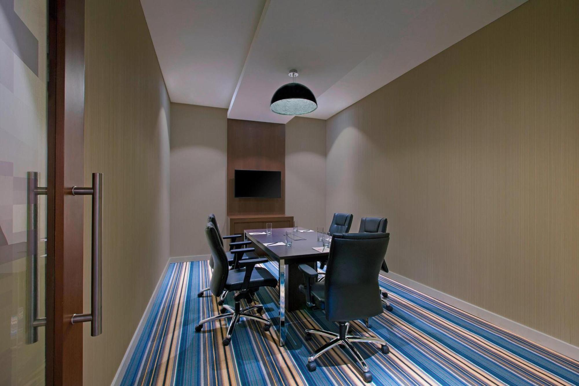 Aloft Bengaluru Outer Ring Road Hotell Exteriör bild